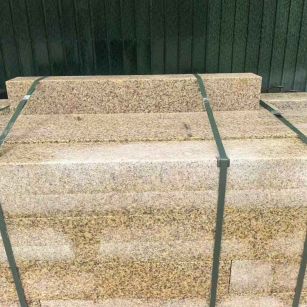 镇江 黄金麻花岗岩石材机切面栏杆料半成品
