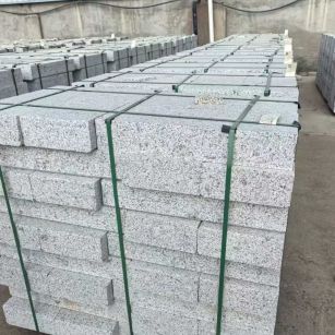 镇江 白麻花岗岩路沿石，弧形路沿石，道牙石，马路牙子，界石，路缘石，平沿石，直岩石，平缘石等