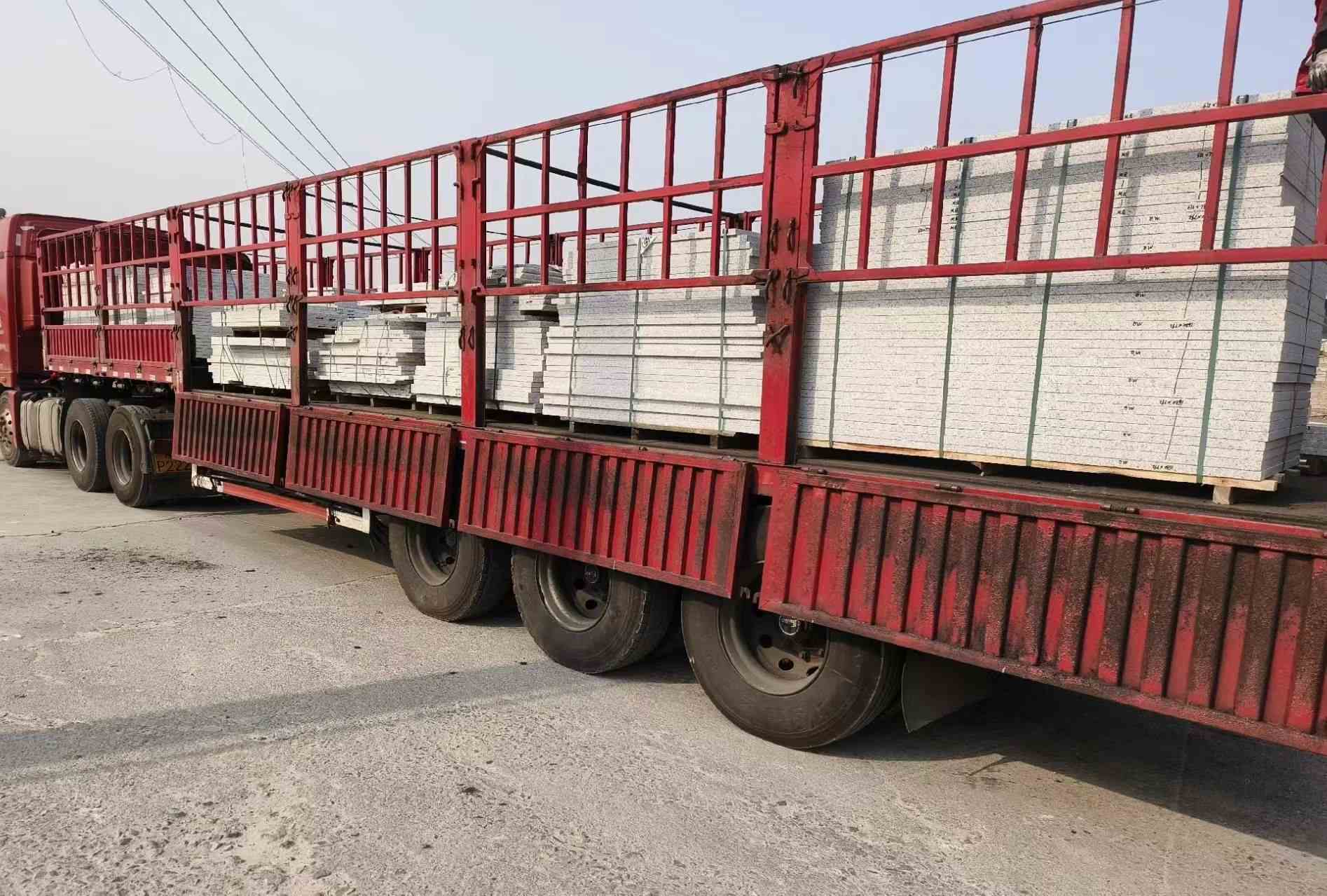 镇江 白麻荔枝面外墙干挂，工厂装车日常