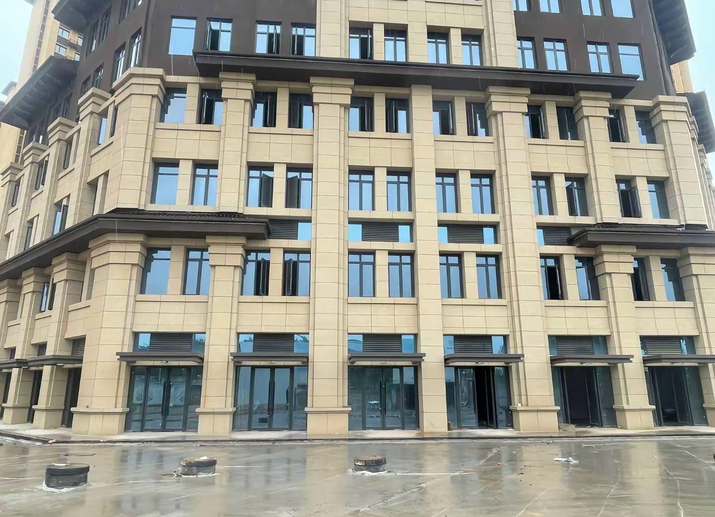 镇江 黄金麻花岗岩荔枝面小区外墙干挂