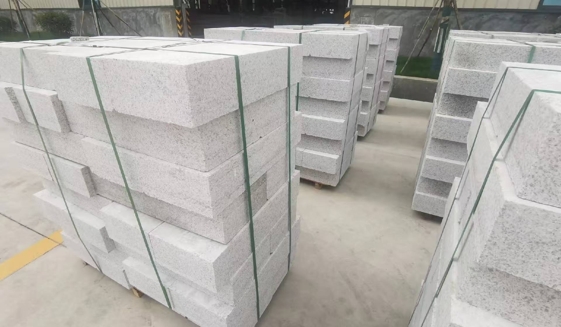 镇江 白麻花岗岩路沿石，立缘石，平缘石，路牙石，道牙石，马路牙子等