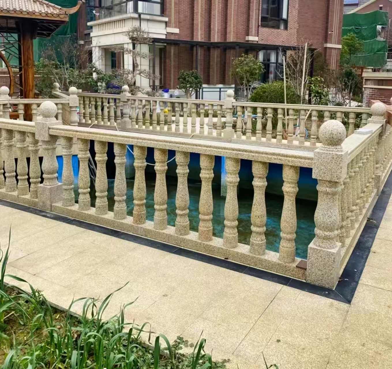 镇江黄金麻花岗岩石材栏杆，扶手，将军柱，花瓶柱