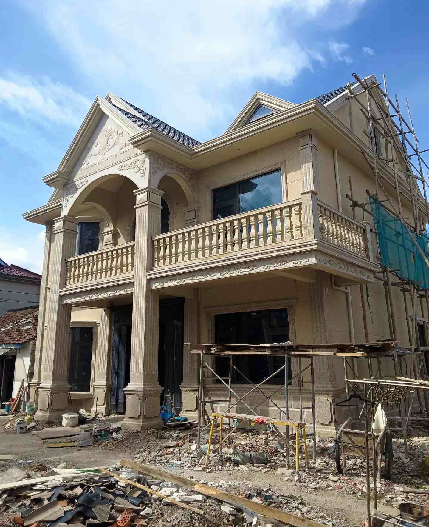 镇江 黄金麻花岗岩石材私人别墅雕花门楼柱阳台栏杆