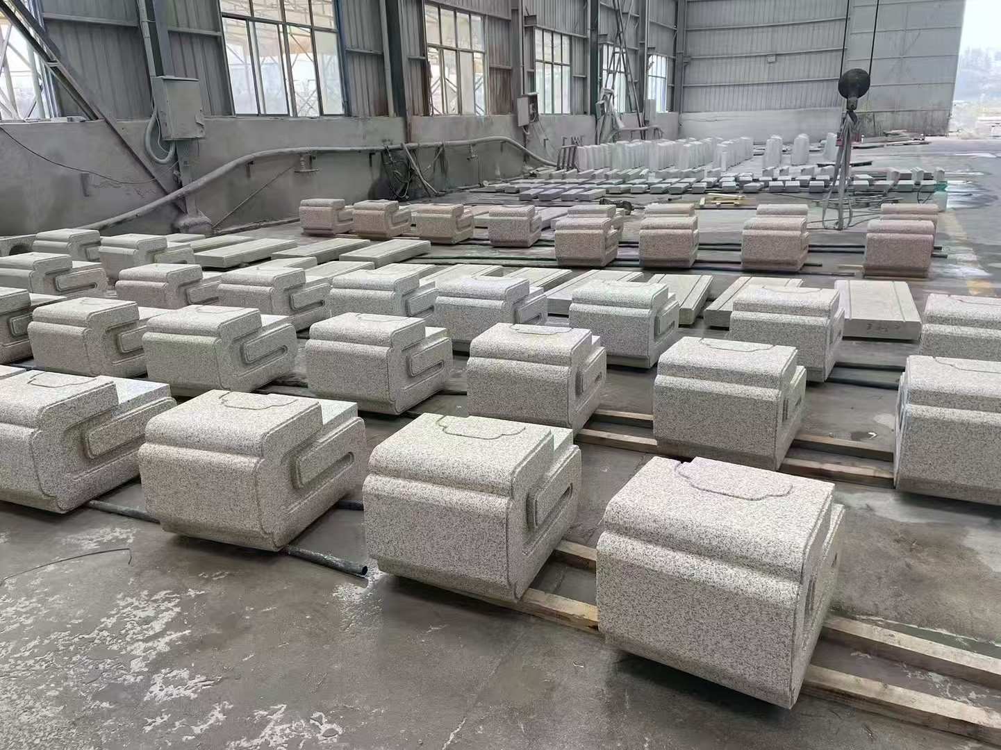 镇江 白麻花岗岩异形加工-石凳，坐凳