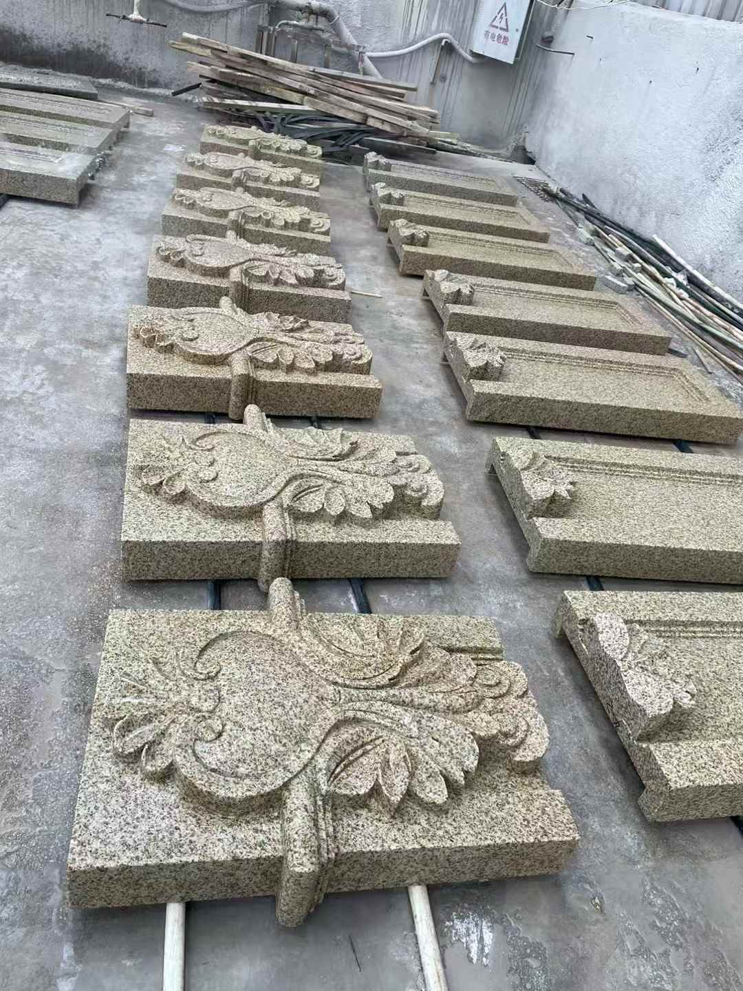 镇江 黄金麻花岗岩别墅外墙雕刻板