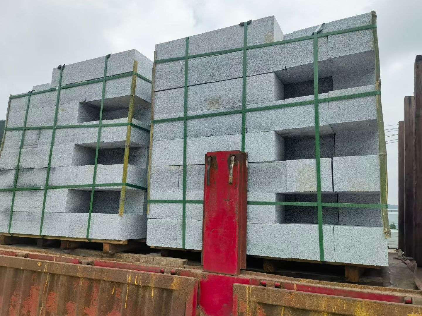 镇江 芝麻白花岗岩路沿石，平石，路侧石，马路牙子，路缘石，立缘石，平缘石等